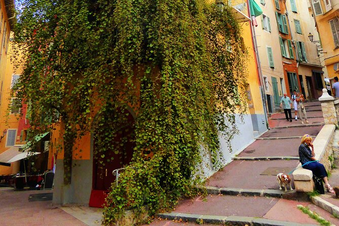 A Writer's Guide to Nice: An Audio Tour of the Old Town - Chapels and devotion: Miséricorde and Saint-Suaire