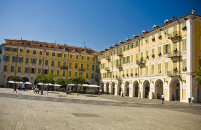 Amazing Private Walking Tour of Old Nice between Italy and France - Stop 2: Opera de Nice exterior + that classic pastry moment