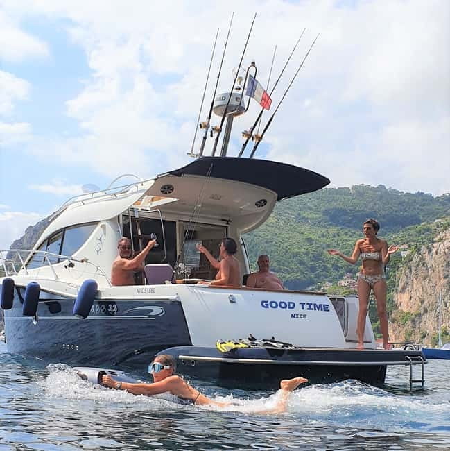 Cap Ferrat, Nice, Villefranche: Premium Cruise, Swimming - Stop 1: Les Fossettes swim in a local cove with pines and clear water