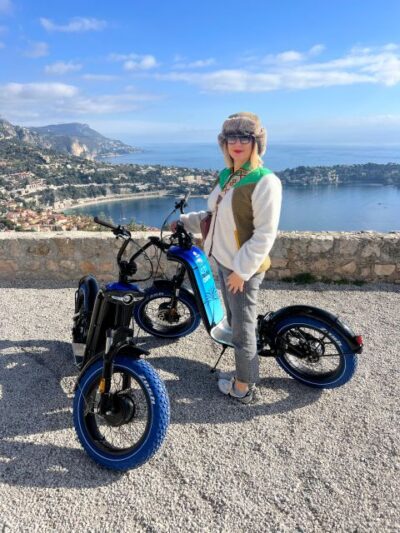 French Riviera : Guided Visit on a E-Scooter - Meeting at 2 Rue Lascaris, then finding the big green door
