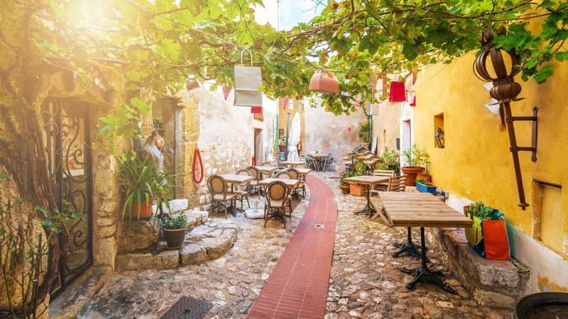 From Nice: Eze, Monaco and Monte Carlo Half Day Tour - From Nice to the clifftop village of Eze