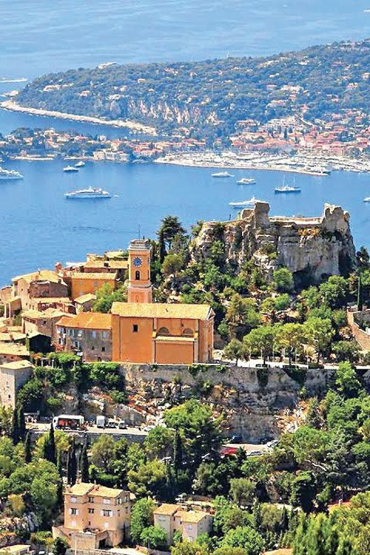 From Nice: half-day to Monaco, Monte-Carlo and Eze - Passing the Monaco F1 circuit: why it feels different from watching