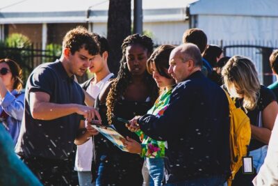 Immersive outdoor escape game in Nice 2h - Solving riddles in the streets: what makes the puzzles satisfying
