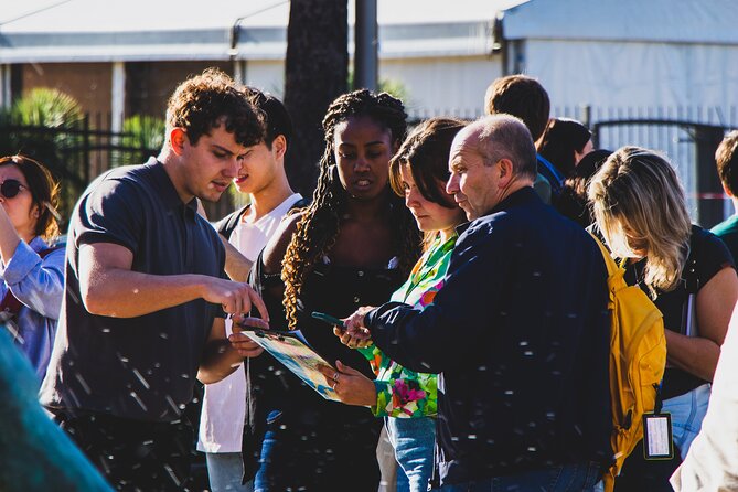 Immersive outdoor escape game in Nice 2h - Solving riddles in the streets: what makes the puzzles satisfying