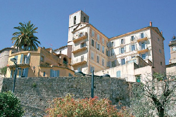 Monaco and Perched Medieval Villages - private & Guided Tour - Saint-Paul de Vence: painters, artists, and a calmer kind of beauty