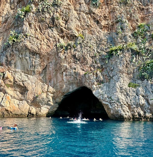 Nice: Mala Caves, Villefranche & Snorkeling Boat Tour - What to bring (and what to remember): sun, wind, and no onboard bathroom