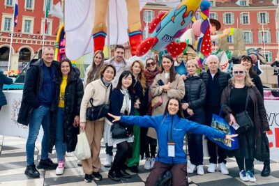 Nice walking tour: Old City and Castle Hill - La Chaise Bleue and Neuf Lignes Obliques: two landmarks that tell you what Nice does best