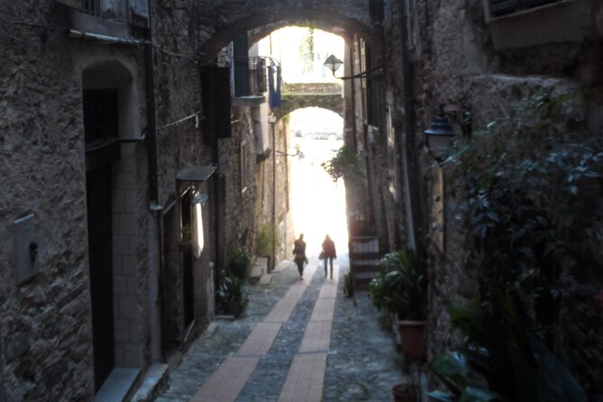 Private Day Trip Italian Riviera - Dolceacqua: The Medieval Bridge, Artist Streets, and Time for the Maze
