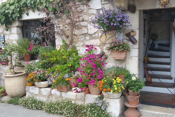 Private Full-day French Riviera and Hilltop Villages Tour - St-Paul-de-Vence: medieval walls, art galleries, and a sea-facing cemetery detail