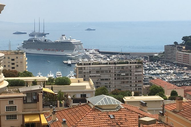 Private tour on the French Riviera with comfortable minivan.MONACO NICE ST PAUL - Meeting point in Nice: plan for where you actually start