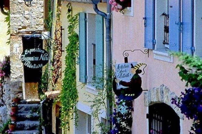 Provence 1/2 day Tour : Saint Paul de Vence, Gourdon, Grasse - The value of a 5-hour private day from Nice