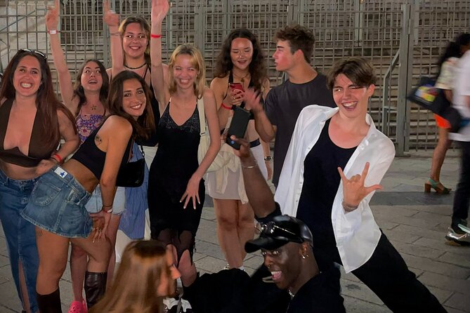 Pub Crawl Nice : Drink, Laugh, Meet the World - Price and what you get for about $30