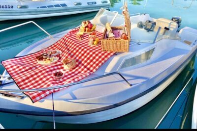 Sunset Private Boat Tour In Nice - Port Lympia Meeting Point at 7:00 pm (and How to Get There Smoothly)