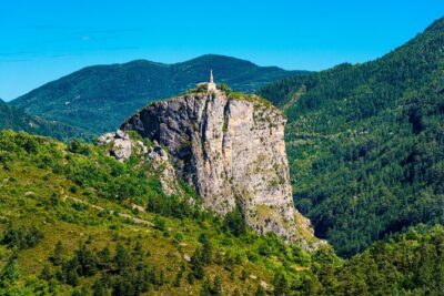 Verdon Canyon and its Lake Full Day Tour - Castellane: ramparts, Route Napoléon, and a strong first vibe