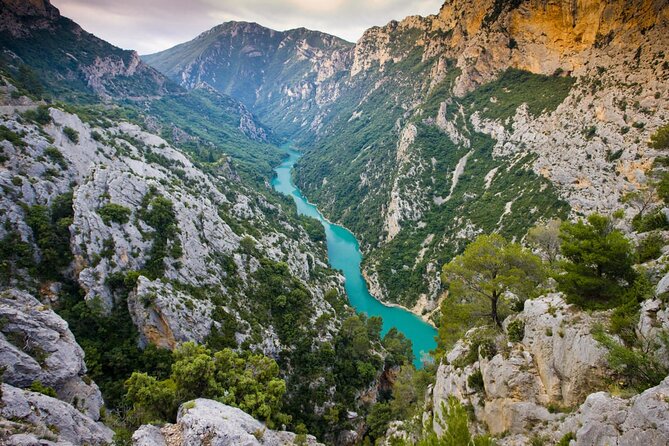 Verdon Gorge: The Grand canyon of Europe, Lake and Lavender - Castellane and the gateway feeling at the foot of the Alps