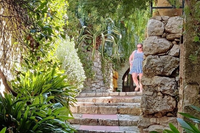 Visit of the Medieval Village of Èze - Where you start in Èze—and where you’ll finish