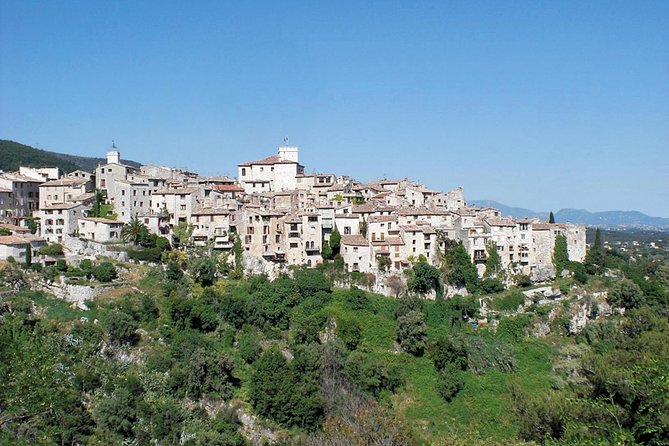 West Coast and Countryside shared & Guided tour from Nice - Gourdon Forteresse: The Best-View Stop, Done in Time