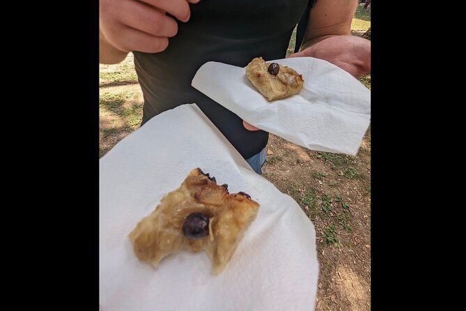 ★ Walking Tour of Old Nice and Castle Hill - The included pissaladière: a real Nice bite, not a generic snack